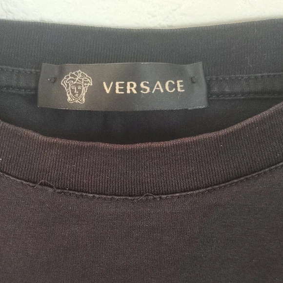 Versace Medusa Graphic T-shirt - Picture 6 of 11